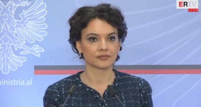 Bllokimi i fakulteteve, Spiropali: Ligji ngarkon rektorin e UT që të kërkojë ndërhyrjen e policisë për çlirimin e ambienteve Bllokimi i fakulteteve, Spiropali: Ligji ngarkon rektorin e UT që të kërkojë ndërhyrjen e policisë për çlirimin e ambienteve