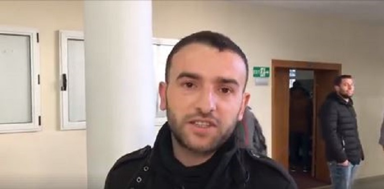 VIDEO/ Zbulohet blofi i radhës i Sali Berishës me studentin digjital të Elbasanit VIDEO/ Zbulohet blofi i radhës i Sali Berishës me studentin digjital të Elbasanit