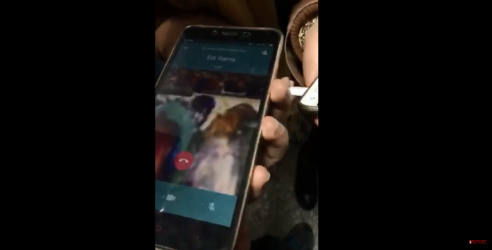 VIDEO/ Të ngujuar por mendjen e kanë te dialogu me Kryeministrin. Ja biseda e plotë e Ramës me studentët VIDEO/ Të ngujuar por mendjen e kanë te dialogu me Kryeministrin. Ja biseda e plotë e Ramës me studentët