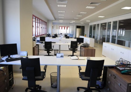 Denaj: Punësimi i studentëve edhe në ministrinë e Financave dhe Ekonomisë Denaj: Punësimi i studentëve edhe në ministrinë e Financave dhe Ekonomisë