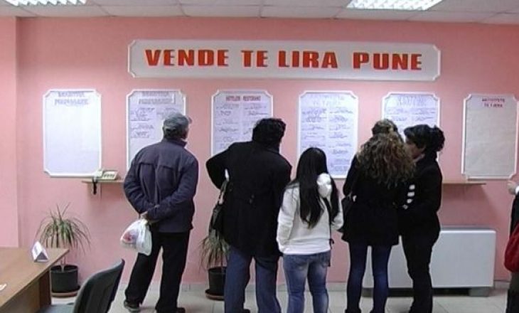 Mbi 200 vende të lira pune në Kryeministri dhe Ministri! Lista dhe pagesat Mbi 200 vende të lira pune në Kryeministri dhe Ministri! Lista dhe pagesat