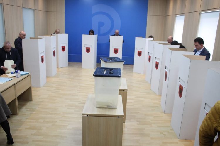 PD zgjedh drejtuesit e rinj: Lista e plotë PD zgjedh drejtuesit e rinj: Lista e plotë