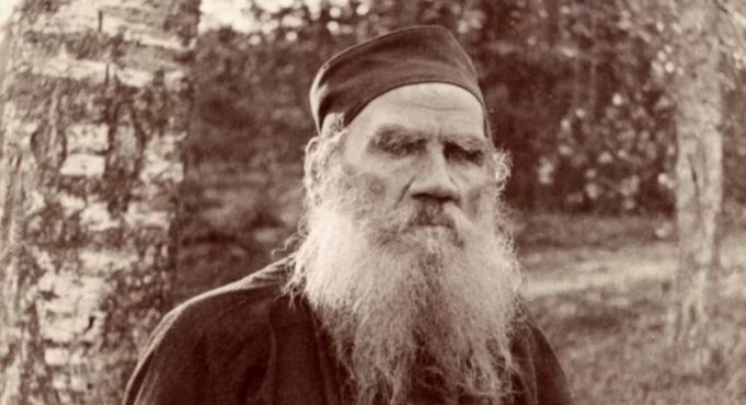 Sekretet e vogla të shkrimtarëve të mëdhenj Sekretet e vogla të shkrimtarëve të mëdhenj