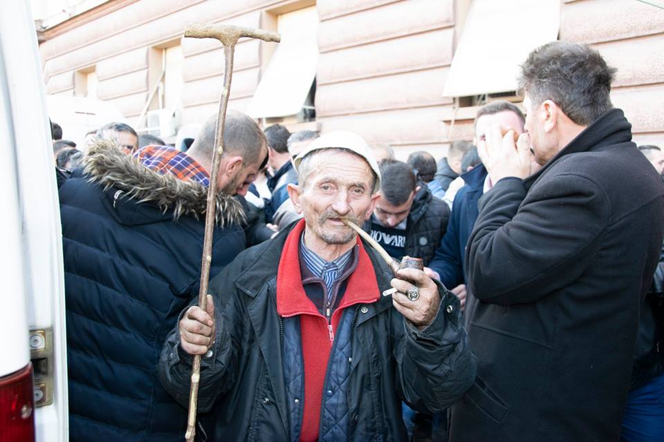 “Deutsche Welle”: Faktori ndërkombëtar me një zë kundër dhunës në protestën e opozitës