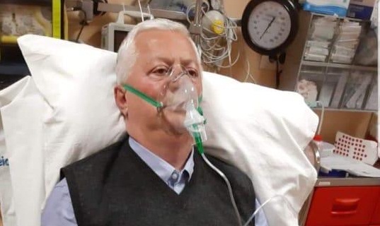 Kinostudio “Babolet” thuri skenarin, gjejnë viktimën: Ish deputeti plak i “asfiksuar” nga gazi dje, sot rëndë në spital Kinostudio “Babolet” thuri skenarin, gjejnë viktimën: Ish deputeti plak i “asfiksuar” nga gazi dje, sot rëndë në spital