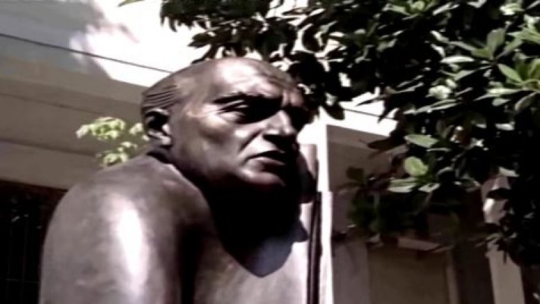 Le të kujtojmë Pjetër Arbnorin, Mandelën e Ballkanit Le të kujtojmë Pjetër Arbnorin, Mandelën e Ballkanit