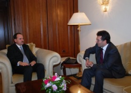 Jari shpjegon se djegia e mandatit të Fatmirit do t’i çojë në qiell “flakët e revolucionit”