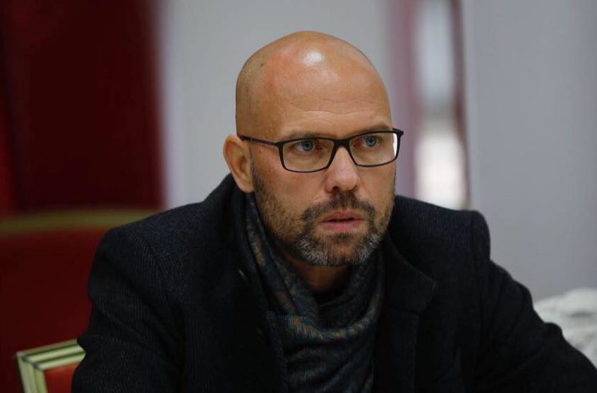 “Merrja lekët qenit”! Ylli Manjani i alarmuar: SPAK,  prokurori apo  bandë gjobvënsish?! Ke abuzuar 50 mij leke të marin 500 mijë! Qeveria drejt të njëjtës strategjie