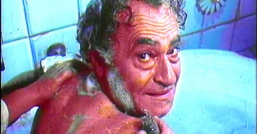 Skena e Kadri Roshit në filmin që u zhduk nga regjimi pas vdekjes së Mehmet Shehut (Video) Skena e Kadri Roshit në filmin që u zhduk nga regjimi pas vdekjes së Mehmet Shehut (Video)