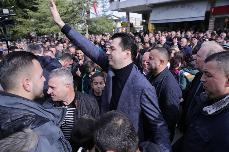 Reagimi i ashpër nga Ministria e Jashtme gjermane për opozitën (Paralajmërimi i fortë për Shqipërinë) Reagimi i ashpër nga Ministria e Jashtme gjermane për opozitën (Paralajmërimi i fortë për Shqipërinë)