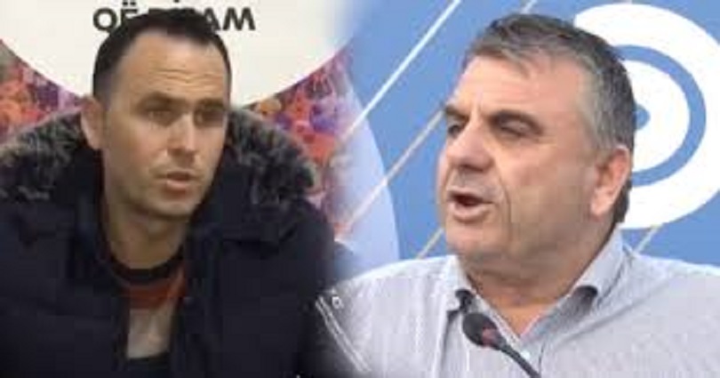 “O unë o ti në këtë botë”, djali i kryebashkiakut ia pret shkurt sekretarit të PS në Vaun e Dejës “O unë o ti në këtë botë”, djali i kryebashkiakut ia pret shkurt sekretarit të PS në Vaun e Dejës