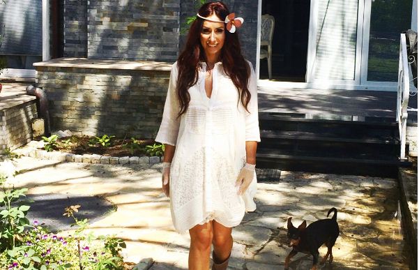 Kur në modë ishin vajzat e kolme: Çfarë bëri këngëtarja shqiptare në festivalin e ‘96-ës?! Kur në modë ishin vajzat e kolme: Çfarë bëri këngëtarja shqiptare në festivalin e ‘96-ës?!