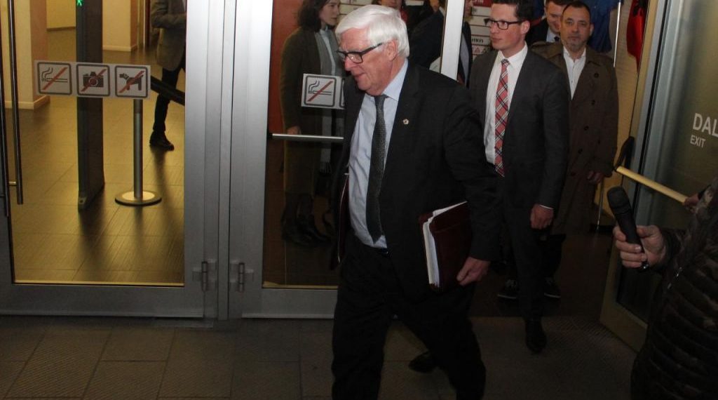 Ndërkombëtarët, jashtë loje Berishën e Kryemadhin: Vihet në lëvizje KQZ për emërimin e kandidatëve pasardhës Ndërkombëtarët, jashtë loje Berishën e Kryemadhin: Vihet në lëvizje KQZ për emërimin e kandidatëve pasardhës