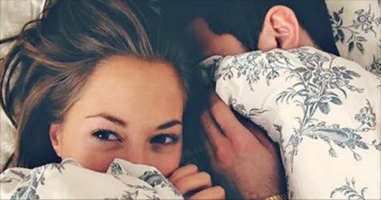 Zbuloni 7 gënjeshtrat që i’u thotë një femër… në shtrat! Zbuloni 7 gënjeshtrat që i’u thotë një femër… në shtrat!