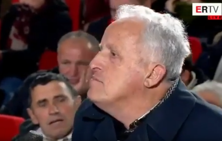 I moshuari ngacmon Ramën: Mendova se të kishte “lidhur” Monika, paske shpëtuar! I moshuari ngacmon Ramën: Mendova se të kishte “lidhur” Monika, paske shpëtuar!