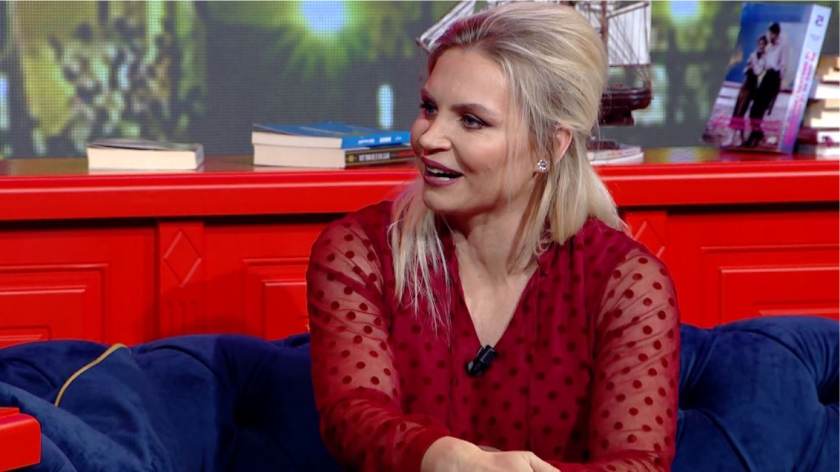 VIDEO/ Kampionia Klodiana Shala e pranon publikisht: Me paratë e bursave sportive kam mbajtur ish- të dashurin… VIDEO/ Kampionia Klodiana Shala e pranon publikisht: Me paratë e bursave sportive kam mbajtur ish- të dashurin…