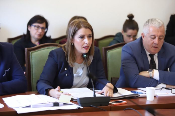 Mbulimi universal, Manastirliu: 12 paketa shëndetësore falas në spitalet publike dhe private, ja sa përfituan Mbulimi universal, Manastirliu: 12 paketa shëndetësore falas në spitalet publike dhe private, ja sa përfituan