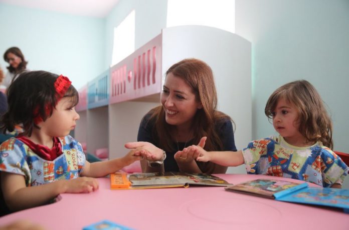 Ministrja e Shëndetësisë, Manastirliu: Nuk ka grip derri as epidemi Ministrja e Shëndetësisë, Manastirliu: Nuk ka grip derri as epidemi