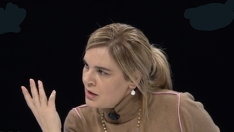 “S’ka bir nëne që e shpëton”! “Lajthit” Kryemadhi pasi kërcasin prangat në LSI, sulmon burrin e një tjetër socialisteje “S’ka bir nëne që e shpëton”! “Lajthit” Kryemadhi pasi kërcasin prangat në LSI, sulmon burrin e një tjetër socialisteje