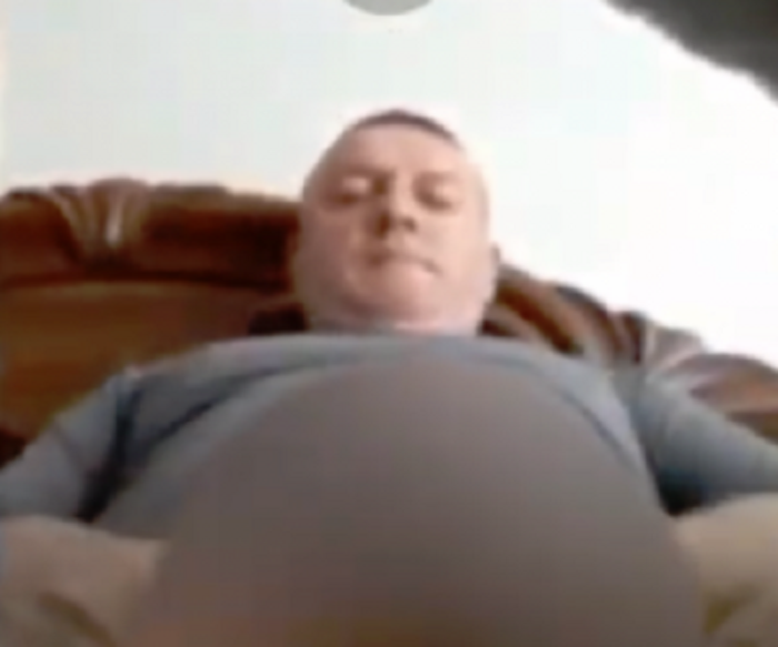 Thellohet skandali me policin, publikohen të tjera pamje: Monstra i regjistronte dhe… (Foto) Thellohet skandali me policin, publikohen të tjera pamje: Monstra i regjistronte dhe… (Foto)