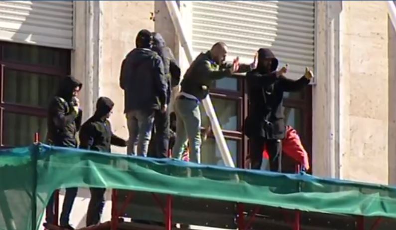 OSBE: Nxitësit dhe autorët e d.huës të mbajnë përgjegjësi OSBE: Nxitësit dhe autorët e d.huës të mbajnë përgjegjësi