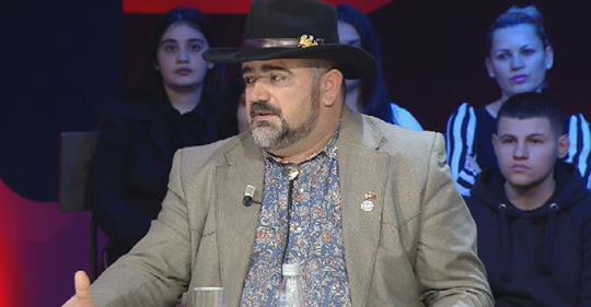 “Kaubojsi”: Do jem në protestë bashkë me nusen “Kaubojsi”: Do jem në protestë bashkë me nusen