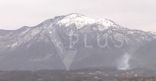 “Fytyrë” njeriu në Malin e Gurrës në Mat! Kujt i ngjanë?!(Video) “Fytyrë” njeriu në Malin e Gurrës në Mat! Kujt i ngjanë?!(Video)