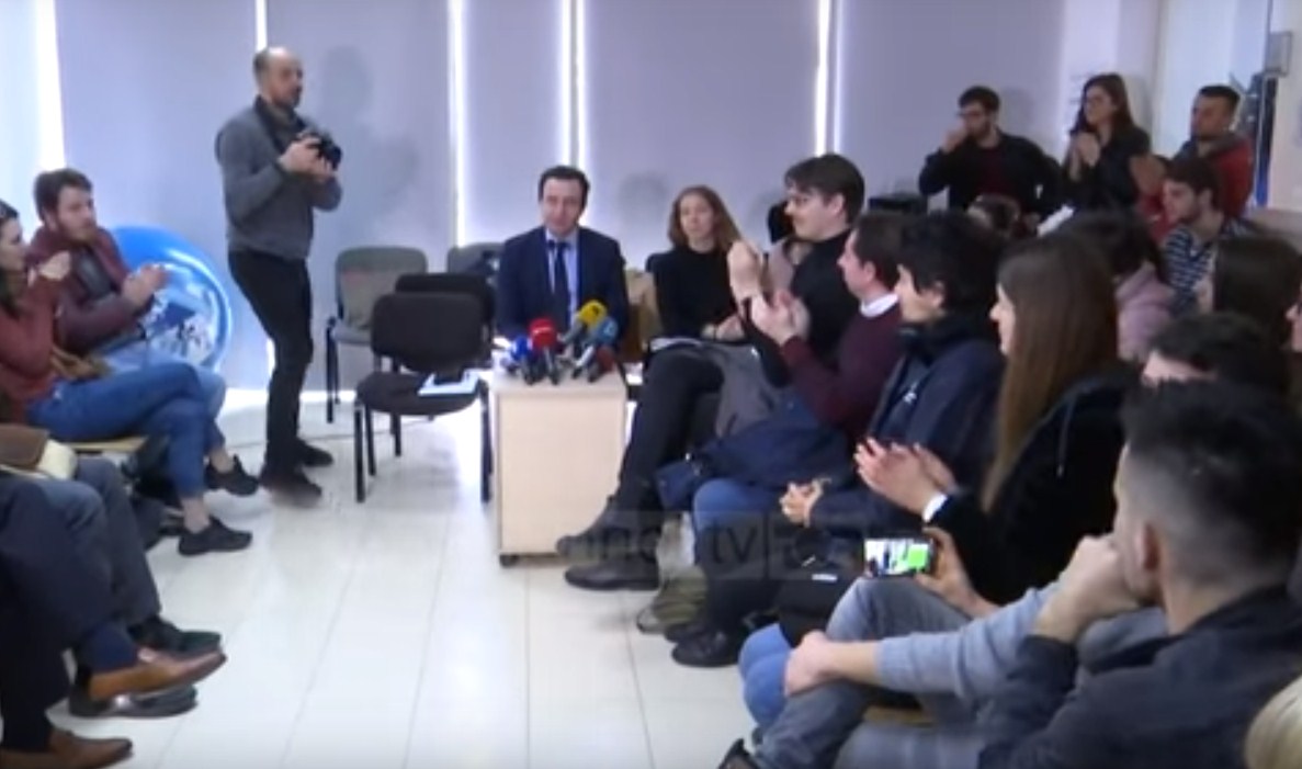 Në kujtim të protestës që sot u shua edhe zyrtarisht Në kujtim të protestës që sot u shua edhe zyrtarisht