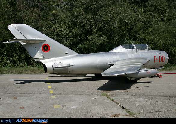 4 Mars 1997: kur Sali Berisha urdhëronte bom.bardimin e “Urës së Mifolit”! Një dëshmi e frikshme e aviatorit Ardian Elezi pas 22 vitesh arratisje për mos zbatim urdhëri 4 Mars 1997: kur Sali Berisha urdhëronte bom.bardimin e “Urës së Mifolit”! Një dëshmi e frikshme e aviatorit Ardian Elezi pas 22 vitesh arratisje për mos zbatim urdhëri