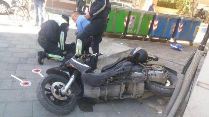 Dinamika/ Polici hero i rrugores, iu hodh motorit, kapi njërin nga autorët Dinamika/ Polici hero i rrugores, iu hodh motorit, kapi njërin nga autorët