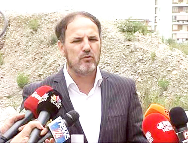 Vazhdojnë Babolet me metoda të “sofistikuara”: Hedhin status në Fb në adresëen e Artan Shkrelit me gjuhën e Berishës kundër qeverisë Vazhdojnë Babolet me metoda të “sofistikuara”: Hedhin status në Fb në adresëen e Artan Shkrelit me gjuhën e Berishës kundër qeverisë