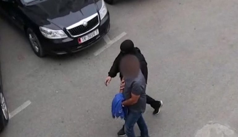 Shpërdorim detyre e falsifikim dokumentesh, a.rrestohet ish-kreu i Zyrës Urbanistike në Kashar Shpërdorim detyre e falsifikim dokumentesh, a.rrestohet ish-kreu i Zyrës Urbanistike në Kashar