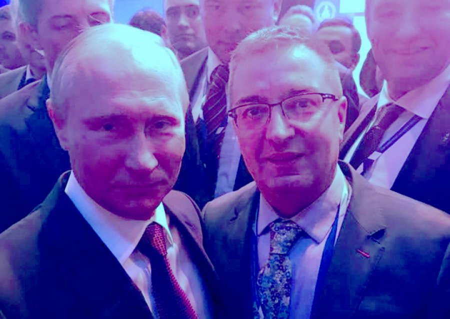 Avokati: Palmer u emërua për të vënë nën kontroll filo-rusët në Tiranë! Të korruptuarit i kanë kthyer sytë nga Moska Avokati: Palmer u emërua për të vënë nën kontroll filo-rusët në Tiranë! Të korruptuarit i kanë kthyer sytë nga Moska