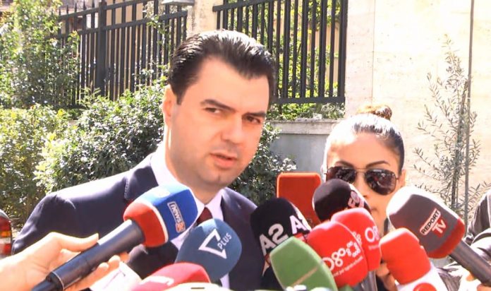 Basha në Prokurori për llogari të amerikanëve: “Nuk kemi shkelur ligjin” Basha në Prokurori për llogari të amerikanëve: “Nuk kemi shkelur ligjin”