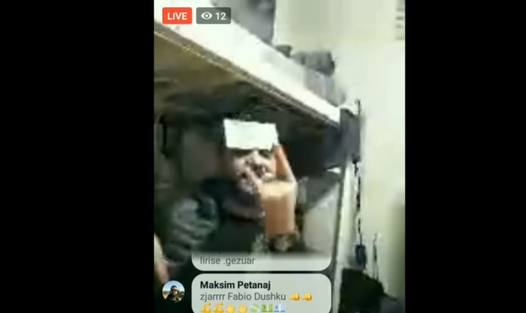 VIDEO/ Para, pije të shtrenjta, muzikë dhe telefon… brenda b.urgut grek ku bënë ligjin “m.afia” shqiptare VIDEO/ Para, pije të shtrenjta, muzikë dhe telefon… brenda b.urgut grek ku bënë ligjin “m.afia” shqiptare