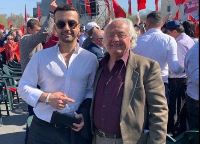 Nga “DJ” i Ramës për 8 Mars, në ekipin e Veliaj për Tiranën… aktori Gaz Paja i futet politikës Nga “DJ” i Ramës për 8 Mars, në ekipin e Veliaj për Tiranën… aktori Gaz Paja i futet politikës