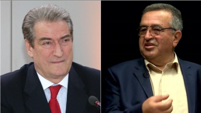 Klosi i përgjigjet Berishës: Ja e vërteta e v.rasjes së Krasniqit, Saliu do të tregojë se s’është vetëm ai k.riminel, po përgatit terrenin për të d.jegur vendin Klosi i përgjigjet Berishës: Ja e vërteta e v.rasjes së Krasniqit, Saliu do të tregojë se s’është vetëm ai k.riminel, po përgatit terrenin për të d.jegur vendin