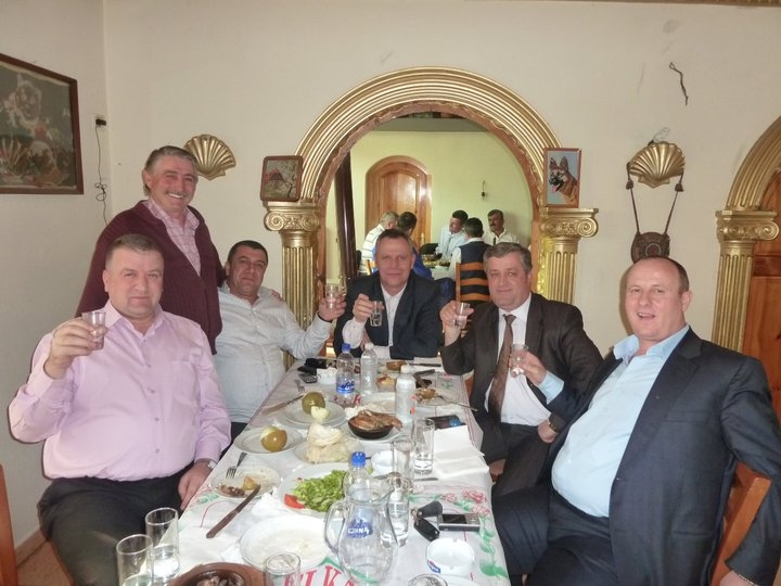 Agron Kuliçi në “radarin” e Prokurorisë, hapet “zarfi” i FBI dhe DEA për dosjet e dr.ogës së Berishës e Metës Agron Kuliçi në “radarin” e Prokurorisë, hapet “zarfi” i FBI dhe DEA për dosjet e dr.ogës së Berishës e Metës