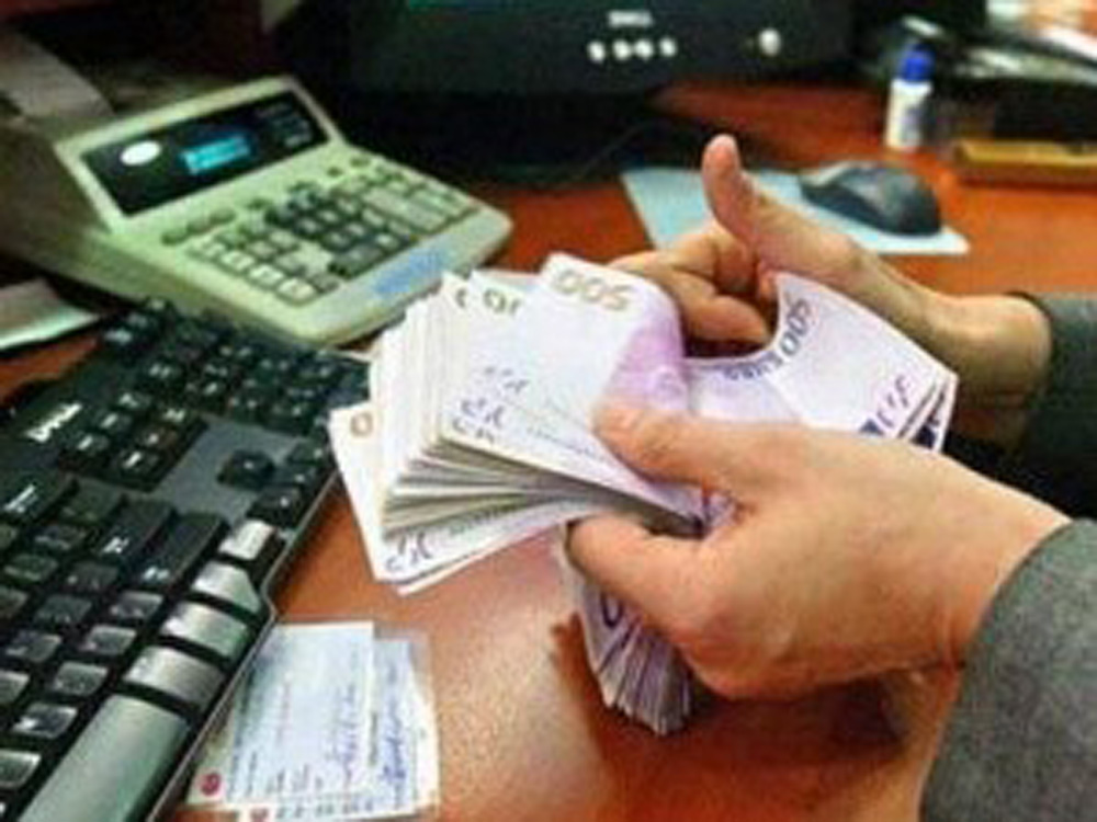 Zëri i Amerikës: Viti i kaluar me një rritje ekonomike shumë më të lartë se vitet paraardhës Zëri i Amerikës: Viti i kaluar me një rritje ekonomike shumë më të lartë se vitet paraardhës