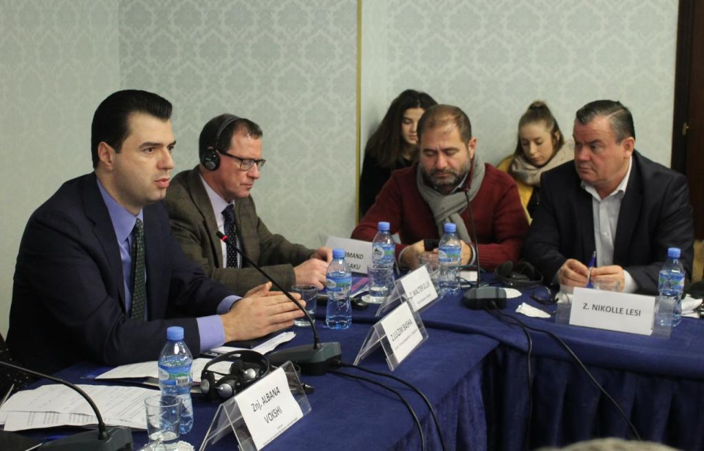 Nikoll Lesi i sulet ambasadorëve me “qitje të largët” nga Presidenca: Mos pëllisni kot! Atë ditë do ketë përplasje civile në Shqipëri Nikoll Lesi i sulet ambasadorëve me “qitje të largët” nga Presidenca: Mos pëllisni kot! Atë ditë do ketë përplasje civile në Shqipëri