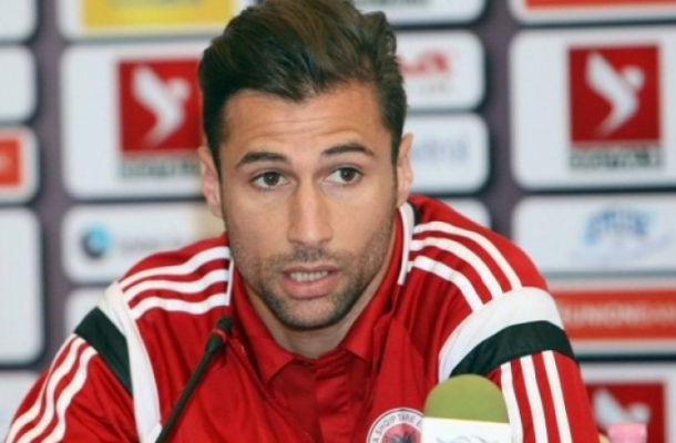 Rrëfehet Cana: Kam qenë “Don Zhuan”, flas 8 gjuhë të huaja Rrëfehet Cana: Kam qenë “Don Zhuan”, flas 8 gjuhë të huaja