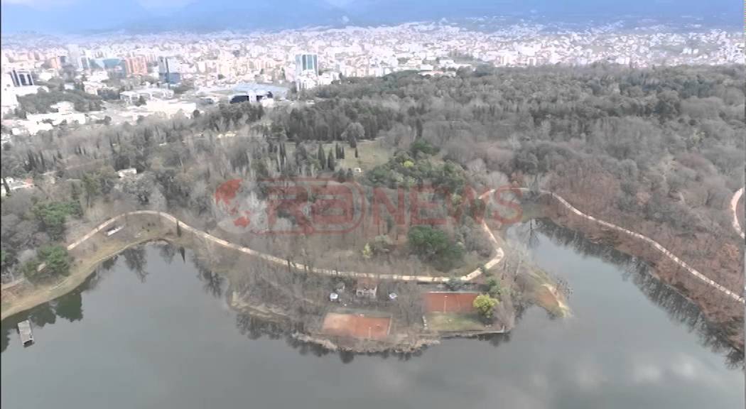 Si u ndërtua  një nga veprat më të bukura që sot duket natyrale “Liqeni Artificial” në Tiranë?! (Video)