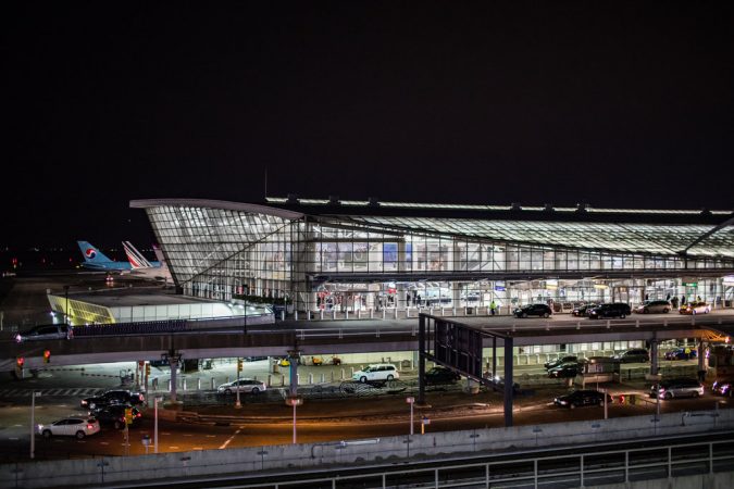 Ditë e keqe për transportin ajrorë: Tmerr në avionin drejt SHBA, 30 persona kanë mbetur të lënduar për shkak të turbulencave Ditë e keqe për transportin ajrorë: Tmerr në avionin drejt SHBA, 30 persona kanë mbetur të lënduar për shkak të turbulencave