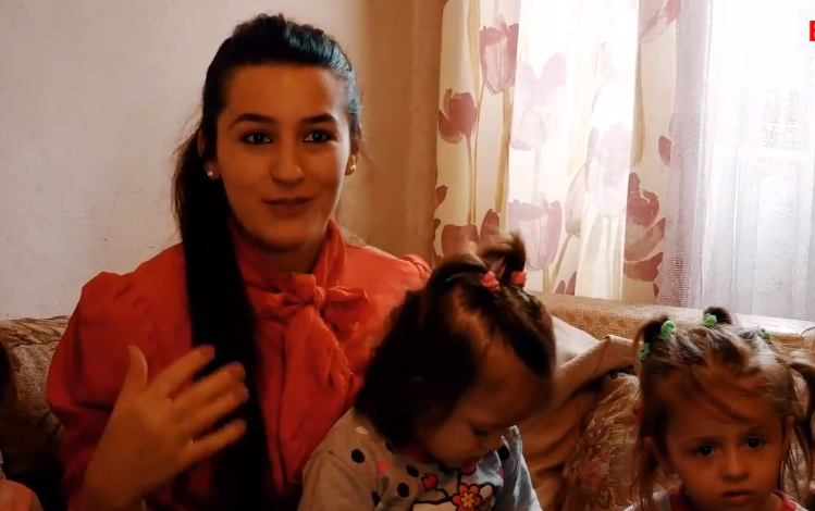 VIDEO/ “Njerëz të padukshëm”, nëna heroinë e shtatë fëmijëve nga Tropoja rrëfen sfidat e një familje të madhe VIDEO/ “Njerëz të padukshëm”, nëna heroinë e shtatë fëmijëve nga Tropoja rrëfen sfidat e një familje të madhe