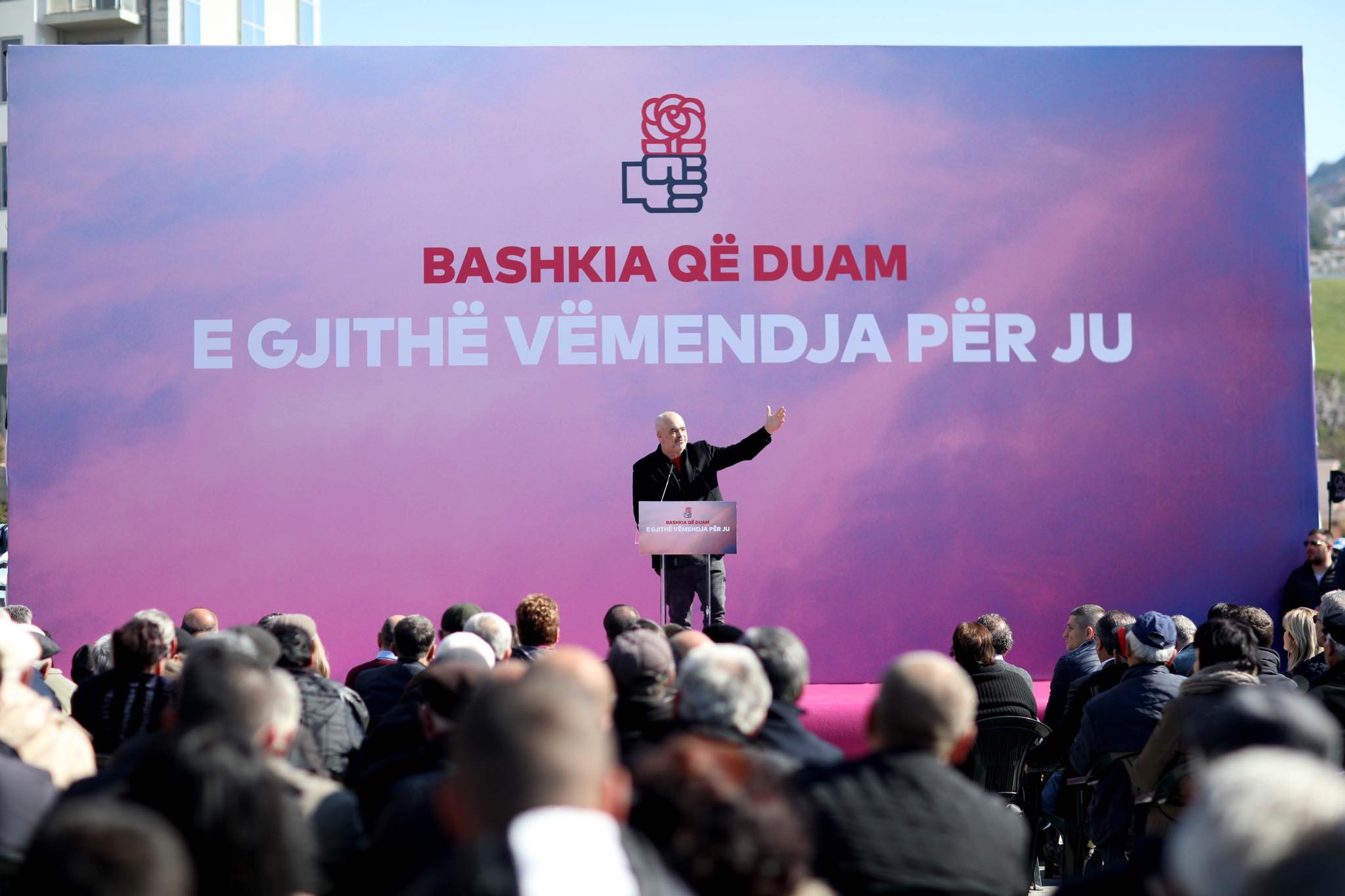 Vetflijimi i Metës, Rama ironizon “Allenden shqiptar”: Zoti Presidenti rri i qetë dhe mos i ço më nëpër mend ato çudirat Vetflijimi i Metës, Rama ironizon “Allenden shqiptar”: Zoti Presidenti rri i qetë dhe mos i ço më nëpër mend ato çudirat