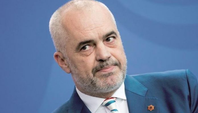 “Kush nuk sheh dallimin nga e djeshmja, ka nevojë për okulist dhe nëse del në rregull nga sytë, ka nevojë për psikolog të dalë nga psikoza e negativitetit