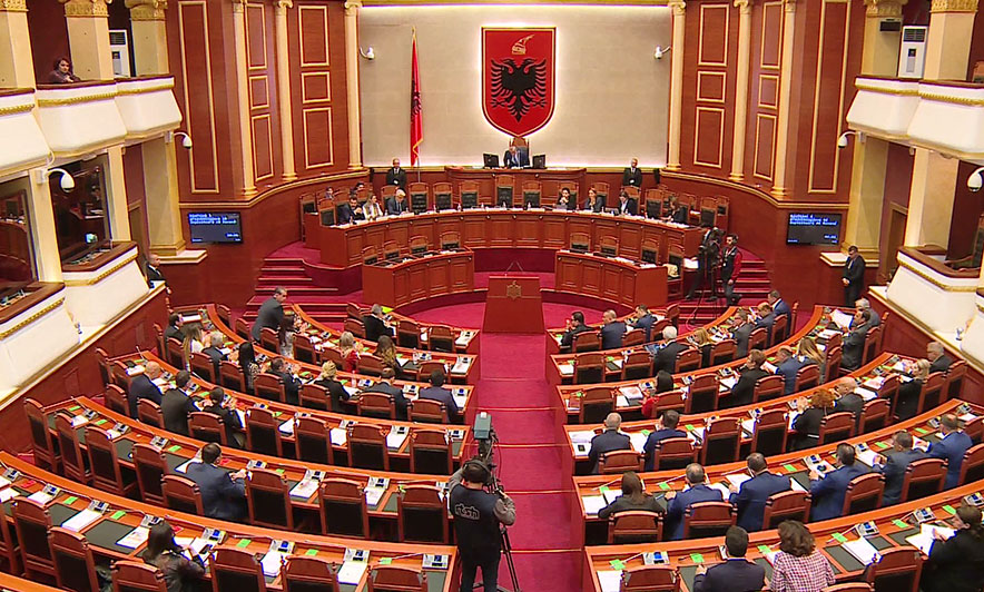 Deputetët zëvëndësues të listave kërkesë Kuvendit për grupet e reja PD e LSI Deputetët zëvëndësues të listave kërkesë Kuvendit për grupet e reja PD e LSI