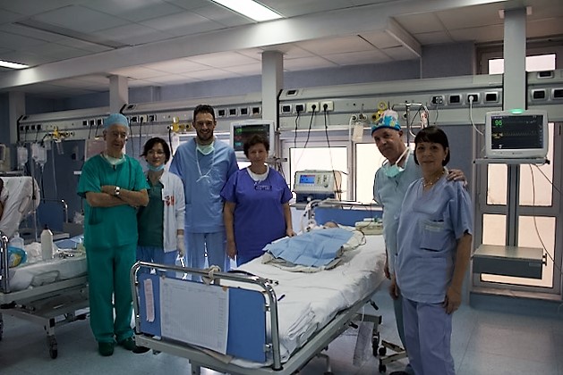 Basha ky mashtrues ordiner i pafre: Kur të vijë unë në qeveri mjekët do marrin 1200 euro në muaj, infermierët të arrijë 700 euro në muaj! Basha ky mashtrues ordiner i pafre: Kur të vijë unë në qeveri mjekët do marrin 1200 euro në muaj, infermierët të arrijë 700 euro në muaj!