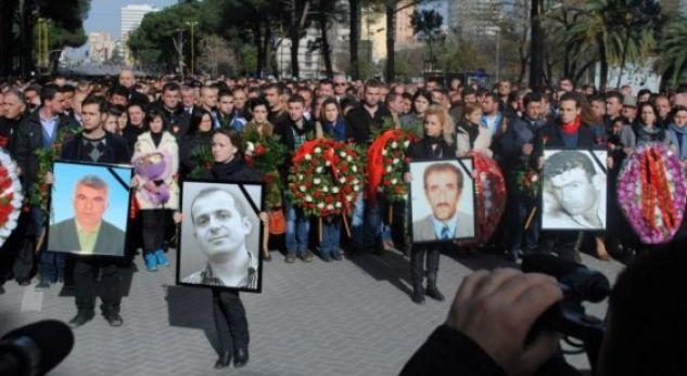 U e.kzekutuan nga Berisha dhe Basha: Strasburgu shpërblen pasardhësit e v.iktimave të 21 janarit me parat e popullit…v.iktimë U e.kzekutuan nga Berisha dhe Basha: Strasburgu shpërblen pasardhësit e v.iktimave të 21 janarit me parat e popullit…v.iktimë