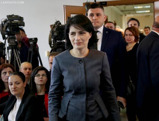 Kryeprokurori por edhe Inspektori i Lartë mund të zgjidhen pa vetting! Kryeprokurori por edhe Inspektori i Lartë mund të zgjidhen pa vetting!